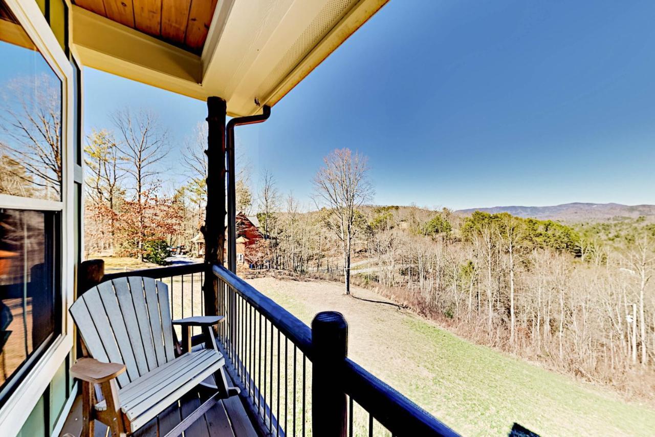 The Summit Of Locust Ridge - Luxe 3-Cabin Retreat Cabin Sevierville Exterior photo