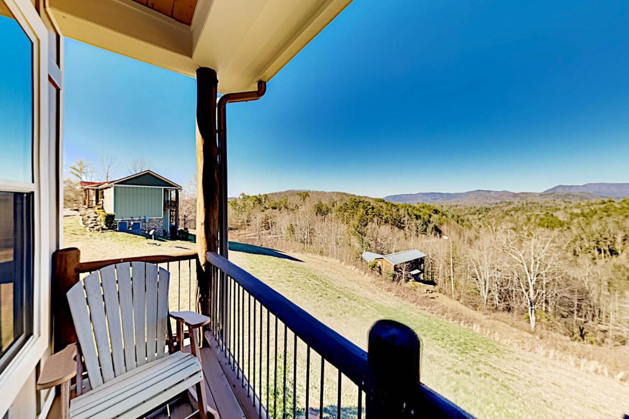 The Summit Of Locust Ridge - Luxe 3-Cabin Retreat Cabin Sevierville Exterior photo