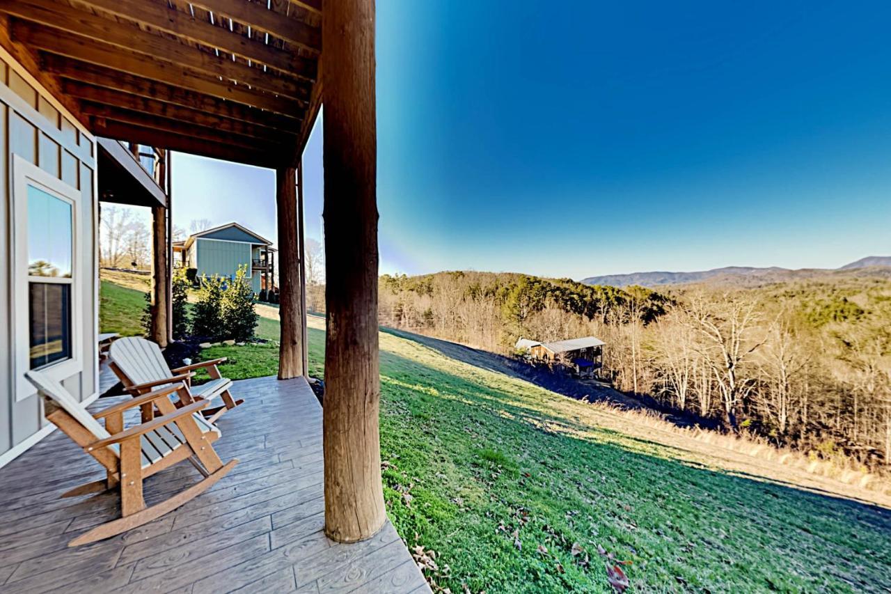 The Summit Of Locust Ridge - Luxe 3-Cabin Retreat Cabin Sevierville Exterior photo