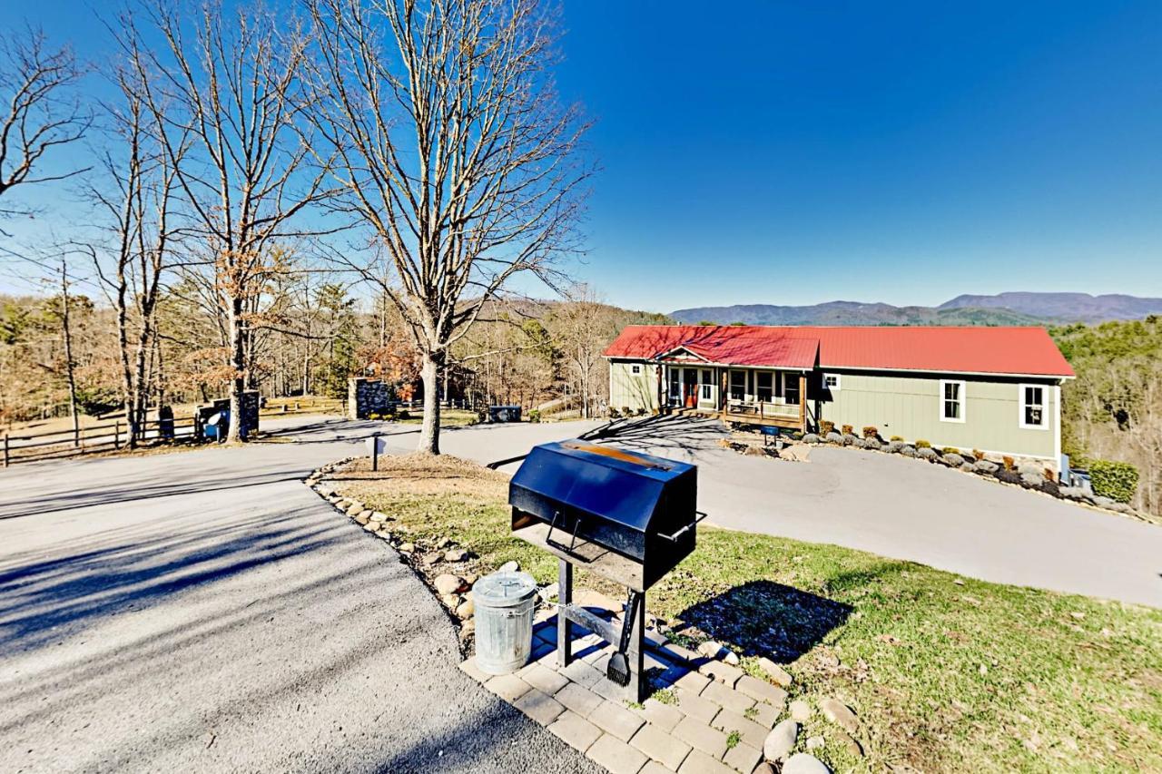 The Summit Of Locust Ridge - Luxe 3-Cabin Retreat Cabin Sevierville Exterior photo